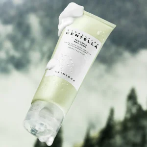 SKIN1004 Madagascar Centella Tea-Trica BHA Foam (125ml)